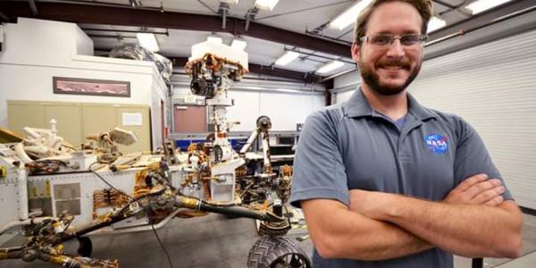From Missouri to Mars: WashU alum engineers career in space research